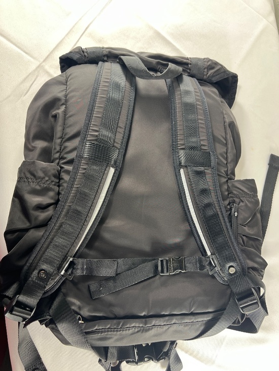 Lululemon Wanderlust Rucksack Black VERY RARE main image 14